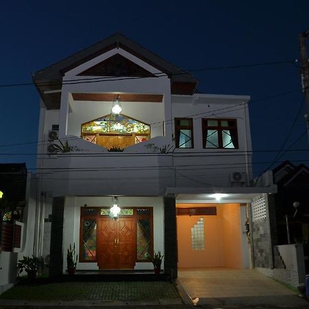 Surya Darma Homestay Yogyakarta Luaran gambar